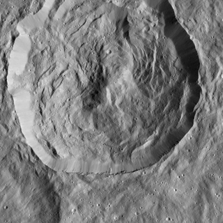 Illustration for article titled There's Something Surprising Lurking in Ceres' Mysterious Bright Spots